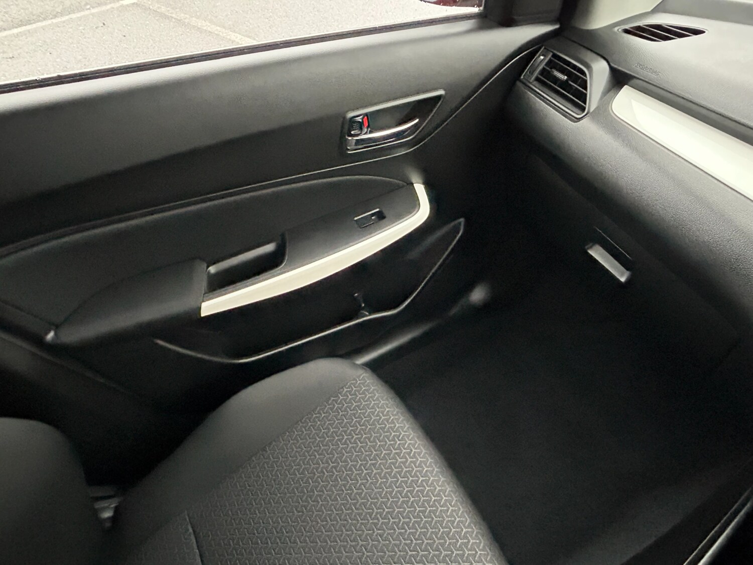 Used Suzuki Swift 2019 for sale - 77498078: Photo 54