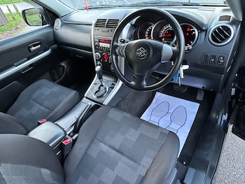 Used Suzuki Grand Vitara 2009 for sale - 76892307: Photo