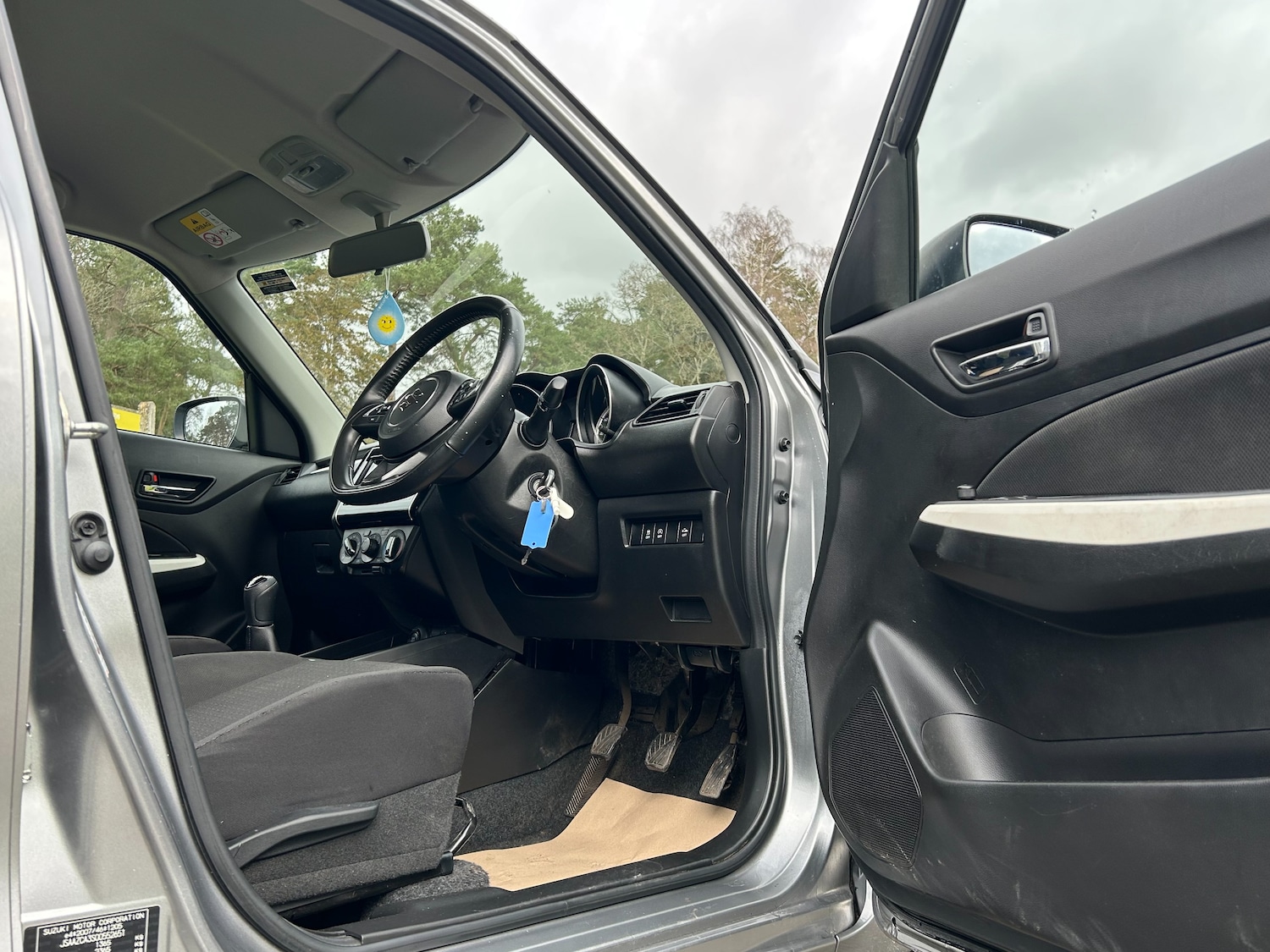 Used Suzuki Swift 2022 for sale - 77641780: Photo 26