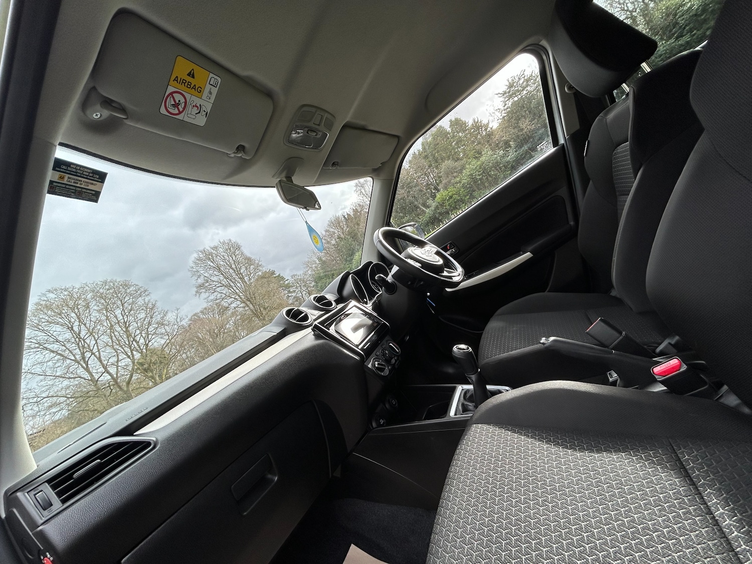 Used Suzuki Swift 2022 for sale - 77641780: Photo 51