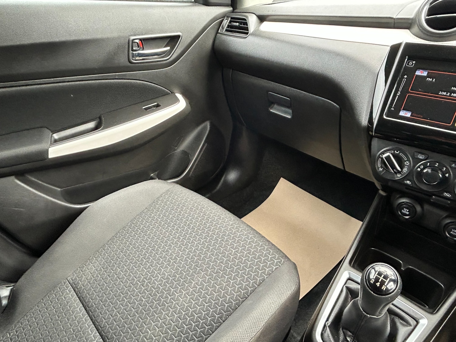 Used Suzuki Swift 2022 for sale - 77641780: Photo 52