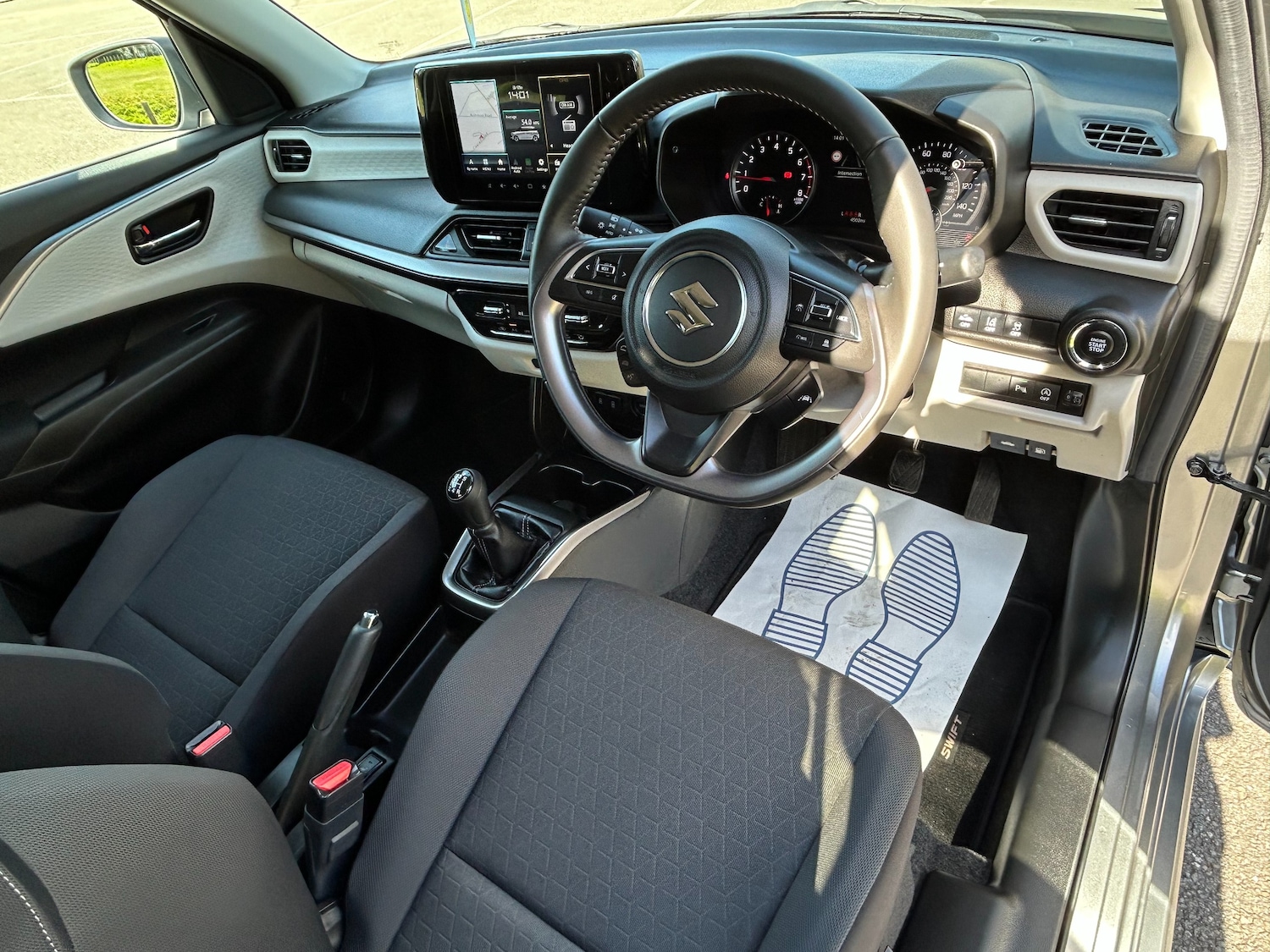 Used Suzuki Swift 2025 for sale - 78029093: Photo 2