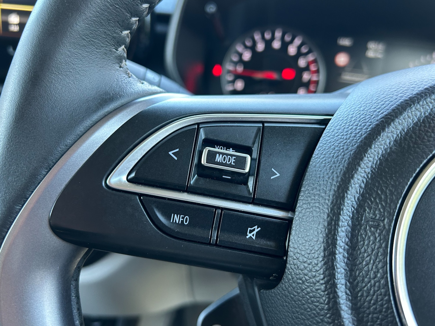 Used Suzuki Swift 2025 for sale - 78029093: Photo 37