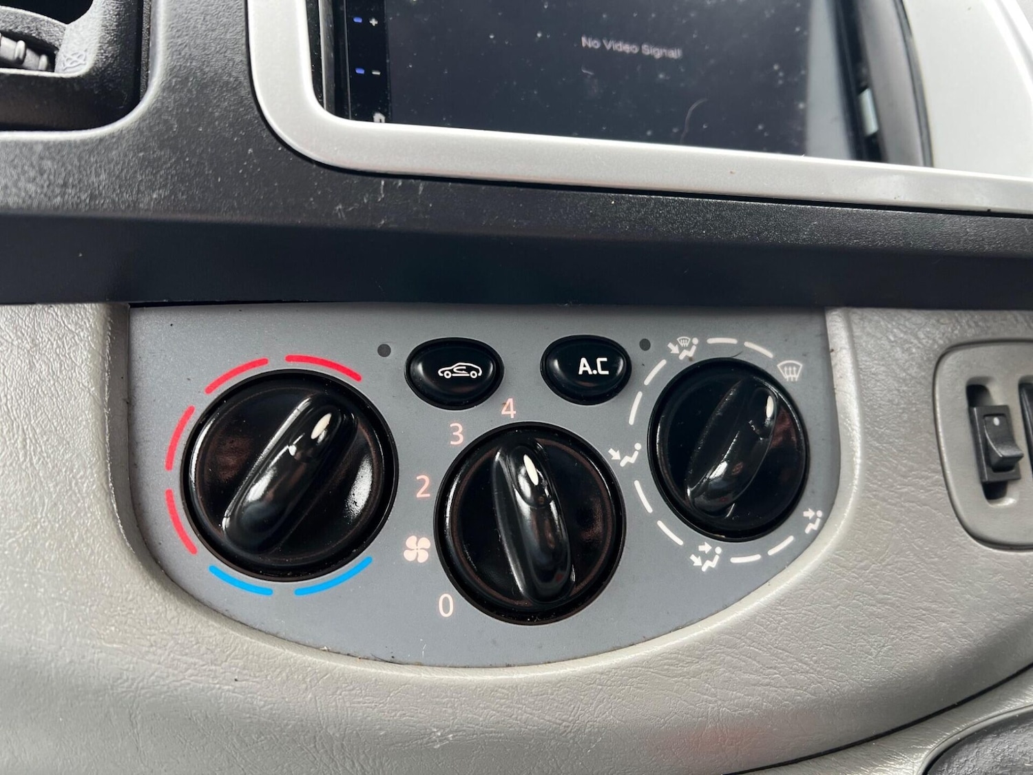 Used Vauxhall Vivaro 2013 for sale - 77431116: Photo 24