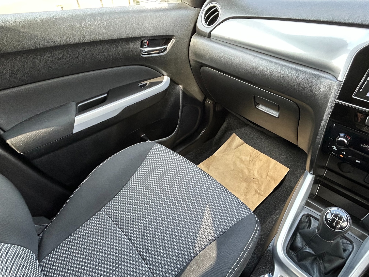 Used Suzuki Vitara 2017 for sale - 76719078: Photo 56