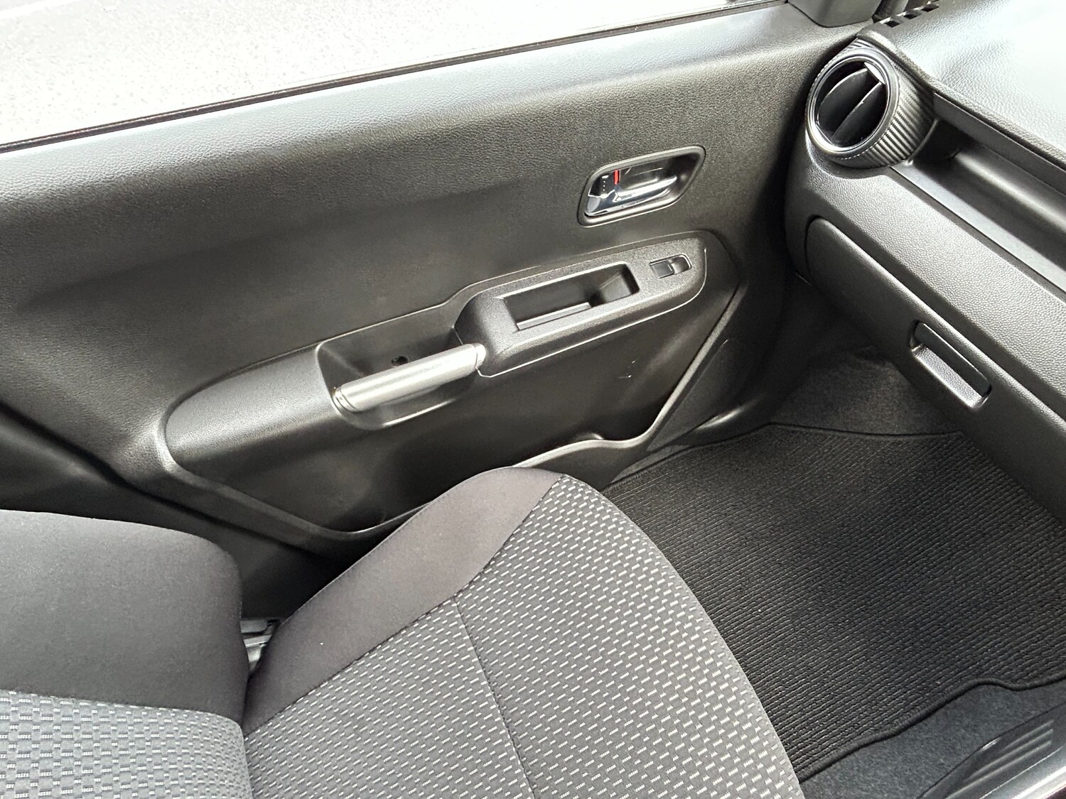 Used Suzuki Ignis 2024 for sale - 76719074: Photo 55