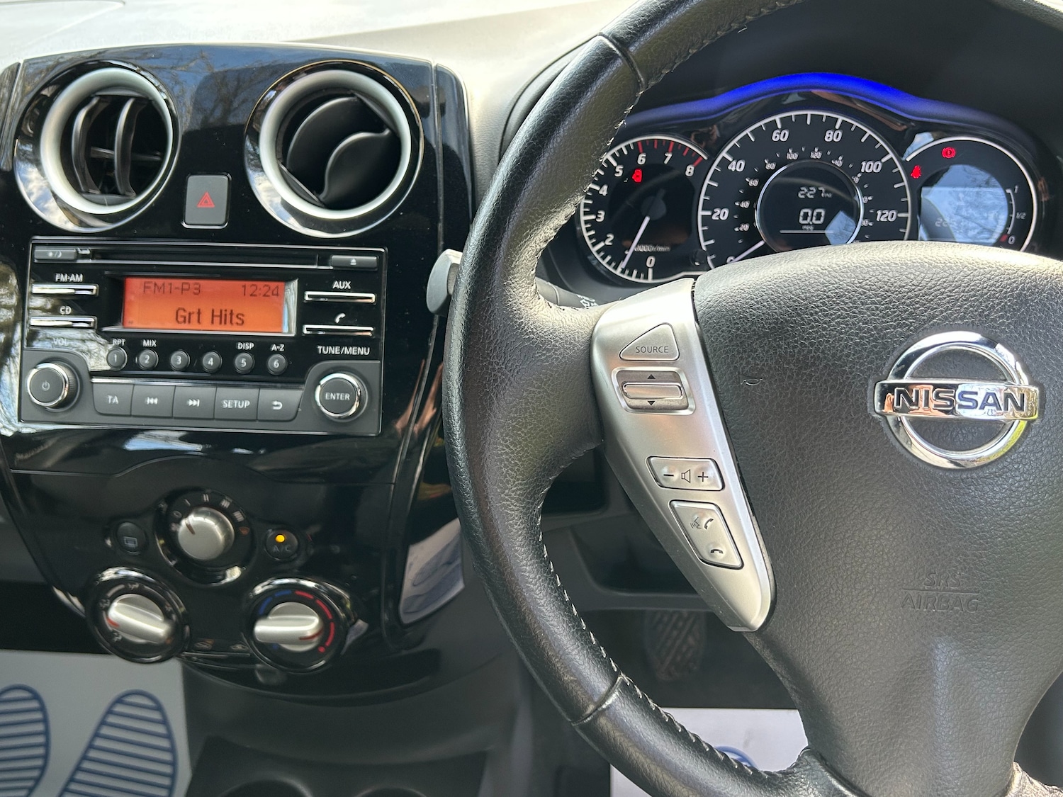 Used Nissan Note 2017 for sale - 76739371: Photo 33