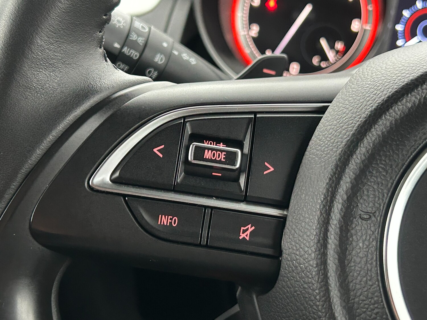 Used Suzuki Swift 2019 for sale - 77479980: Photo 37