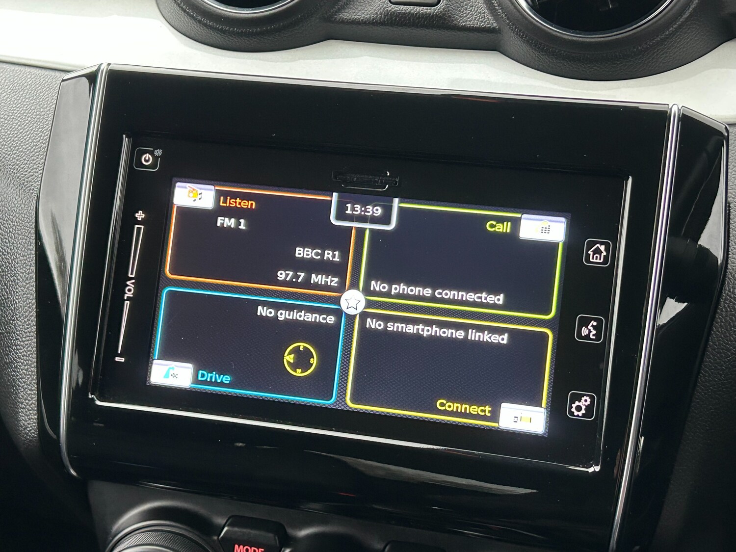 Used Suzuki Swift 2019 for sale - 77479980: Photo 44