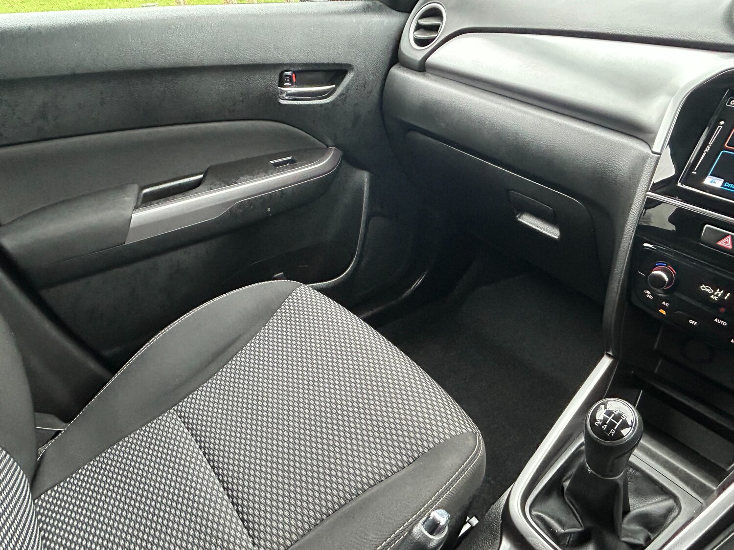 Used Suzuki Vitara 2019 for sale - 77849133: Photo 54