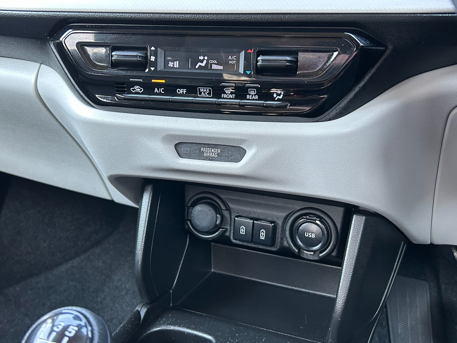 Used Suzuki Swift 2024 for sale - 77951709: Photo 50