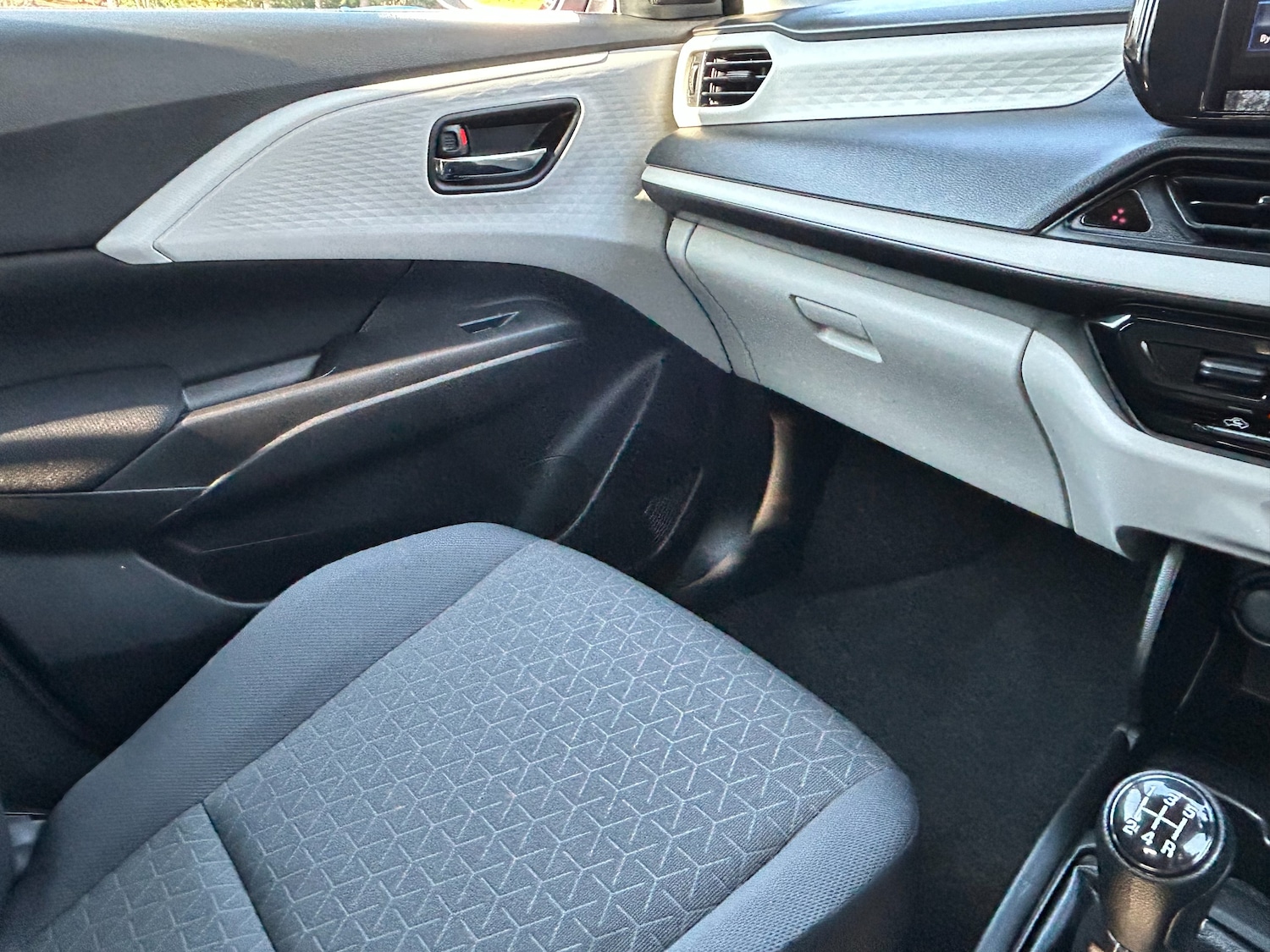 Used Suzuki Swift 2024 for sale - 77951709: Photo 56