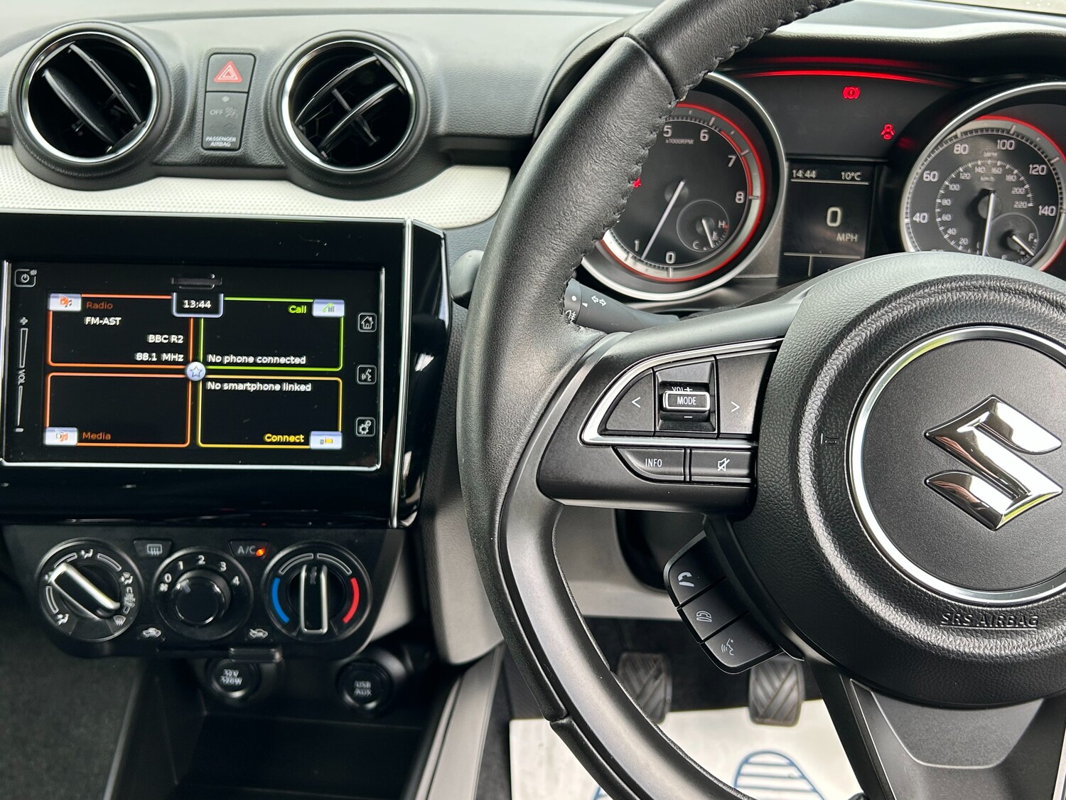 Used Suzuki Swift 2023 for sale - 77515429: Photo 33