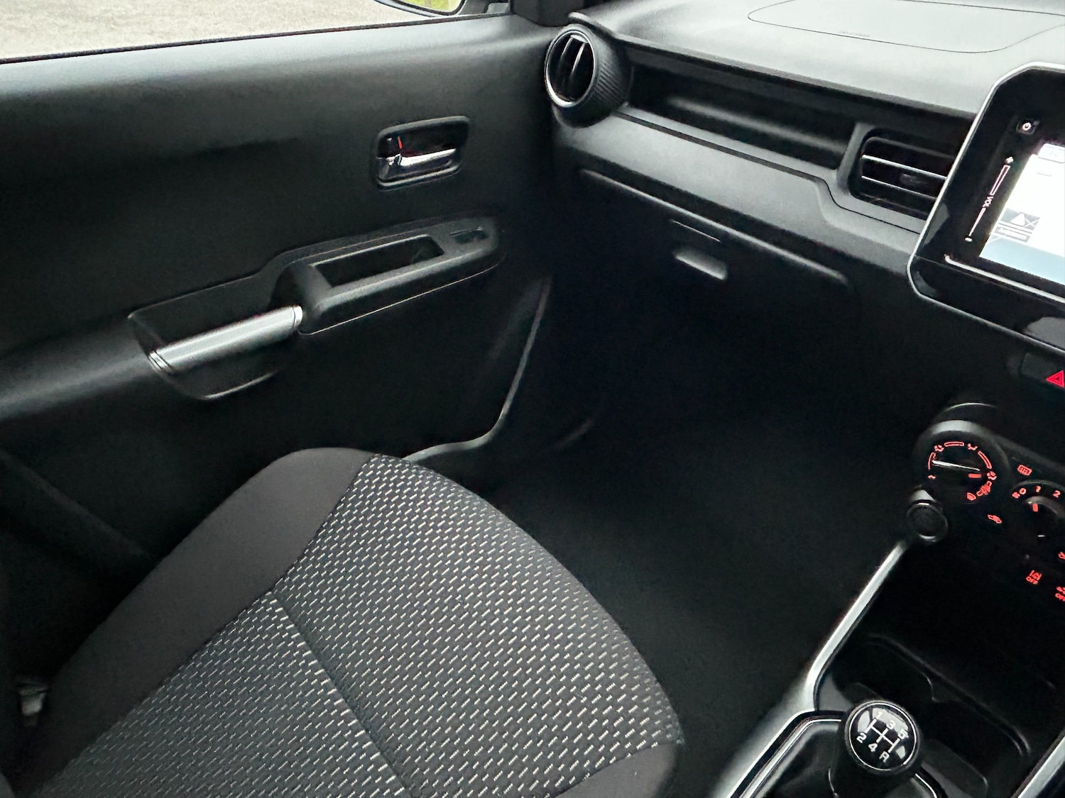 Used Suzuki Ignis 2023 for sale - 77484878: Photo 51