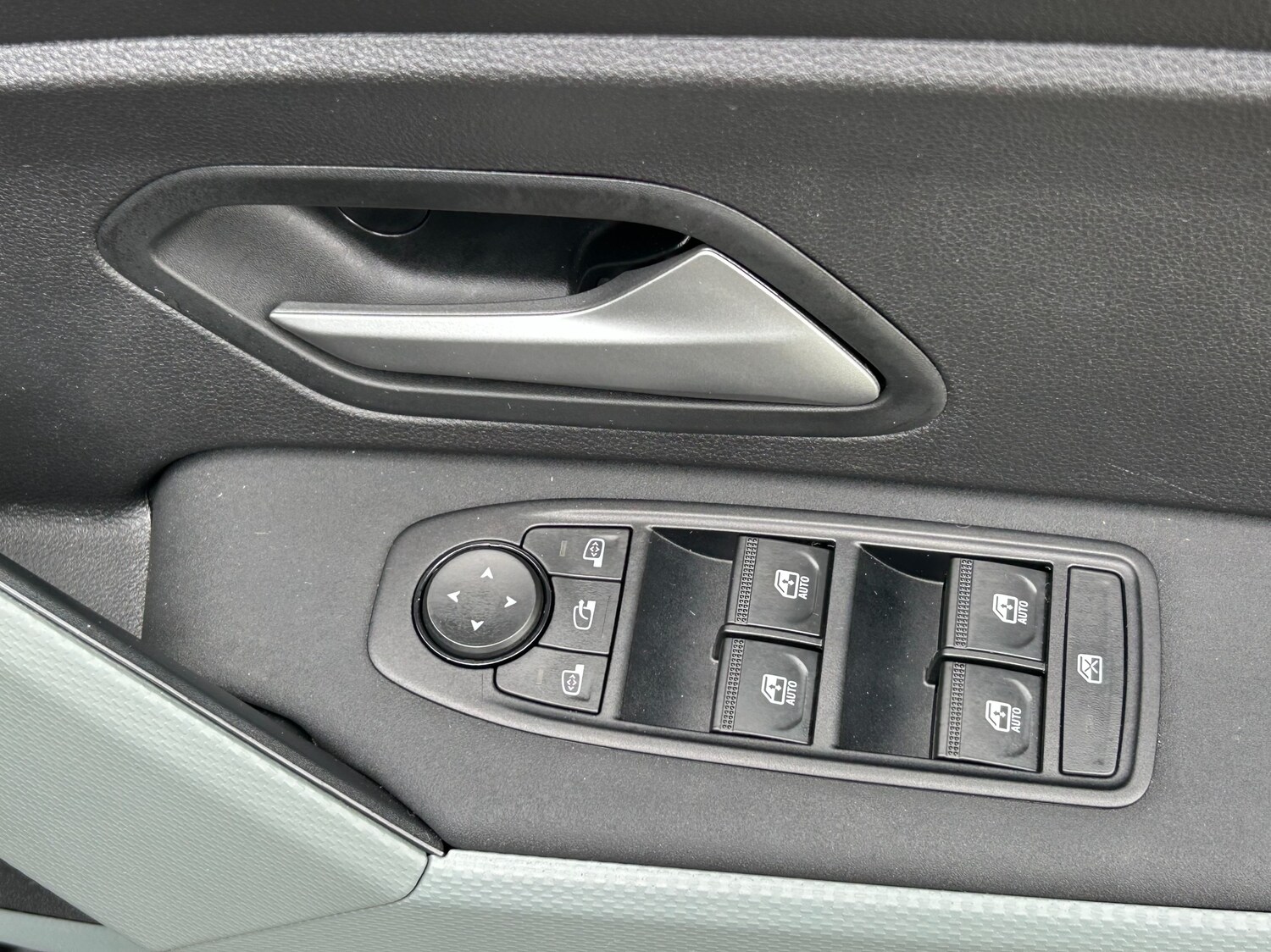 Used Dacia Duster 2025 for sale - 78039469: Photo 28