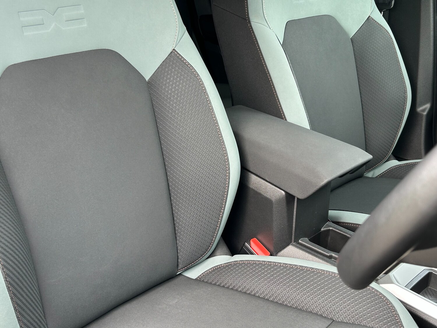 Used Dacia Duster 2025 for sale - 78039469: Photo 32