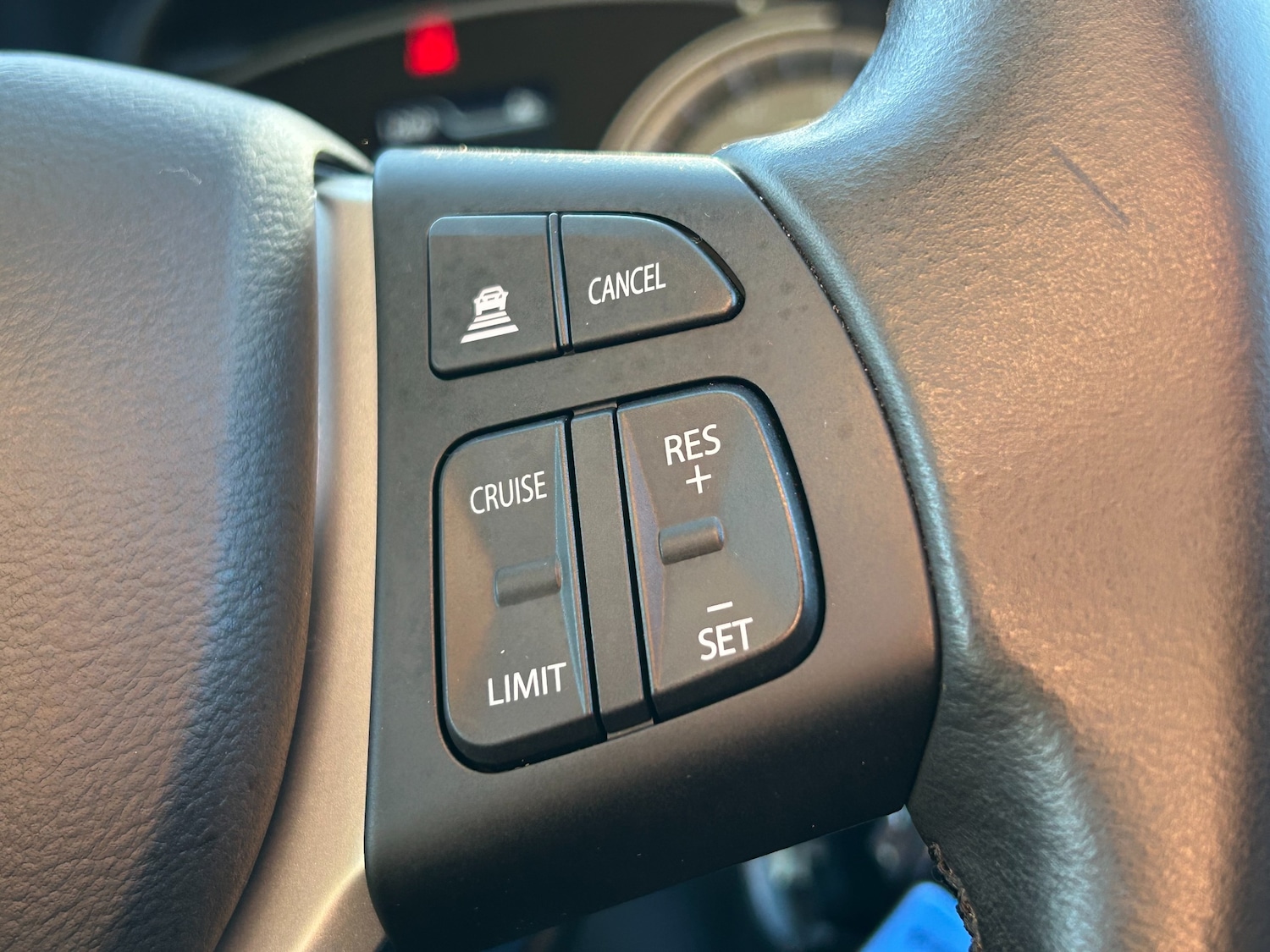 Used Suzuki Vitara 2022 for sale - 77128704: Photo 38