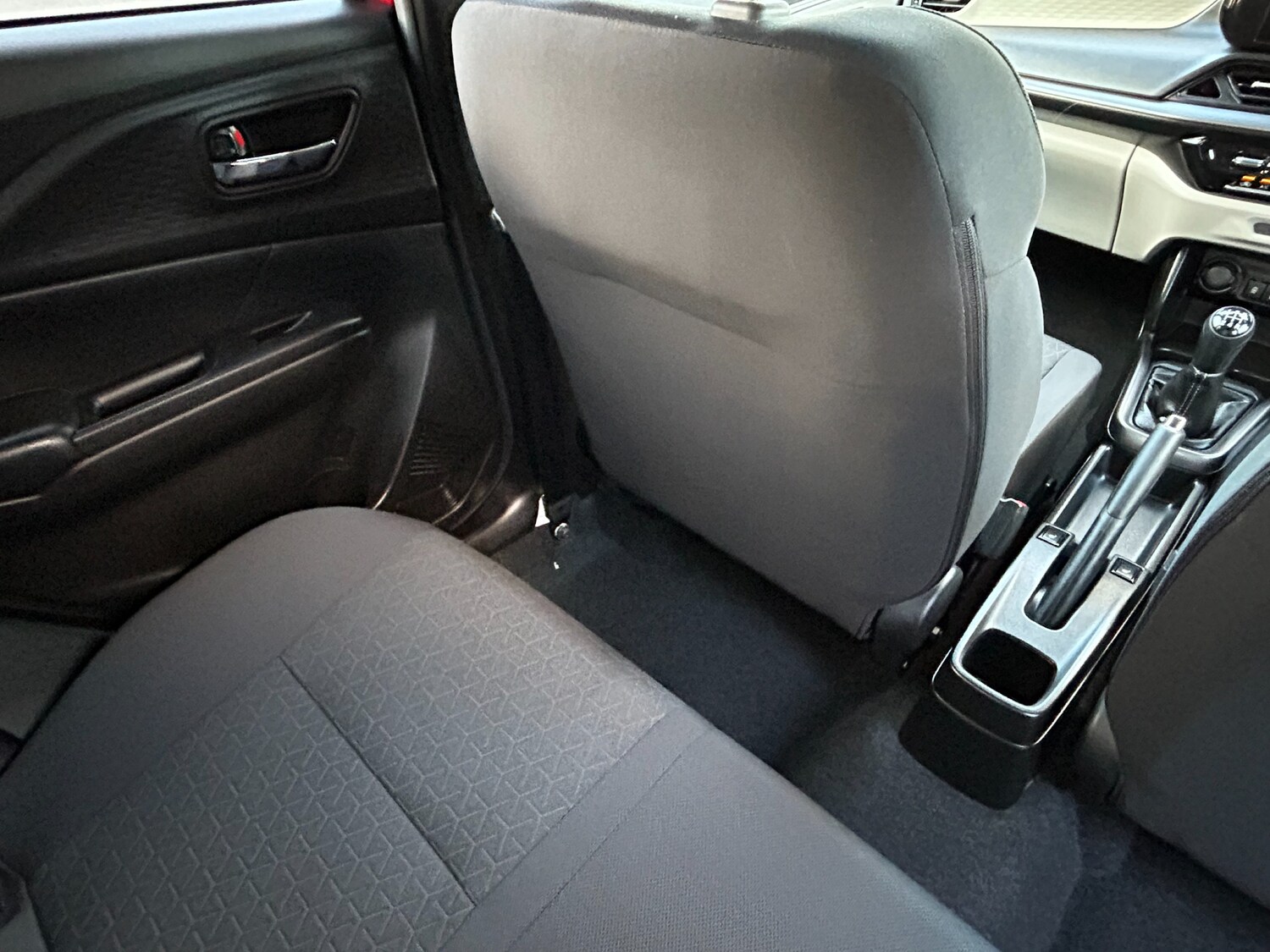 Used Suzuki Swift 2024 for sale - 77515418: Photo 61