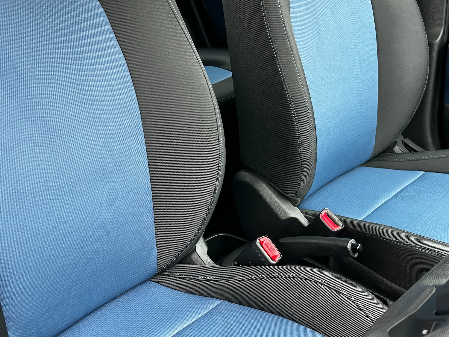 Used Hyundai i10 2016 for sale - 77515435: Photo 31