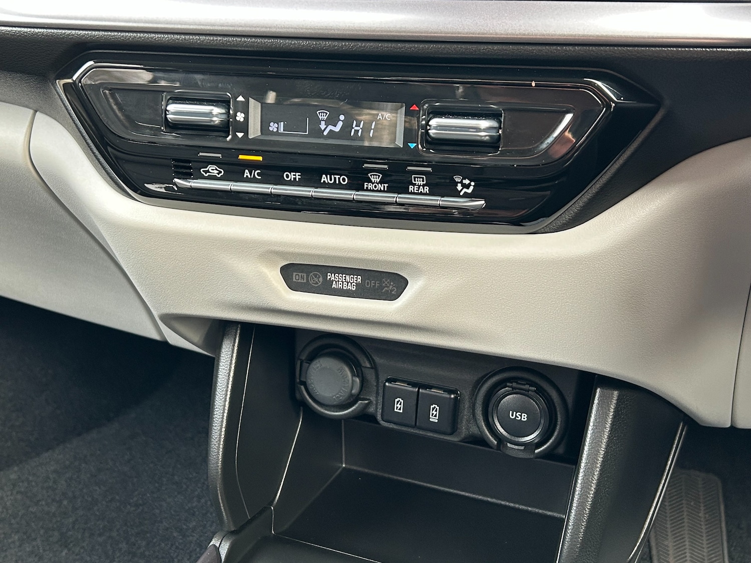 Used Suzuki Swift 2024 for sale - 77442059: Photo 48