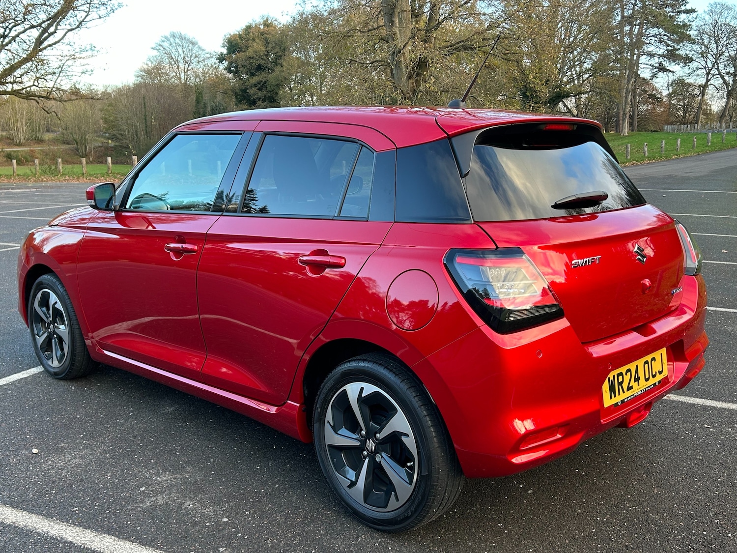 Used Suzuki Swift 2024 for sale - 77479971: Photo 3