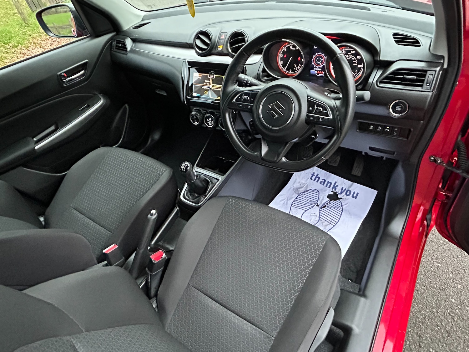 Used Suzuki Swift 2021 for sale - 76949843: Photo 2