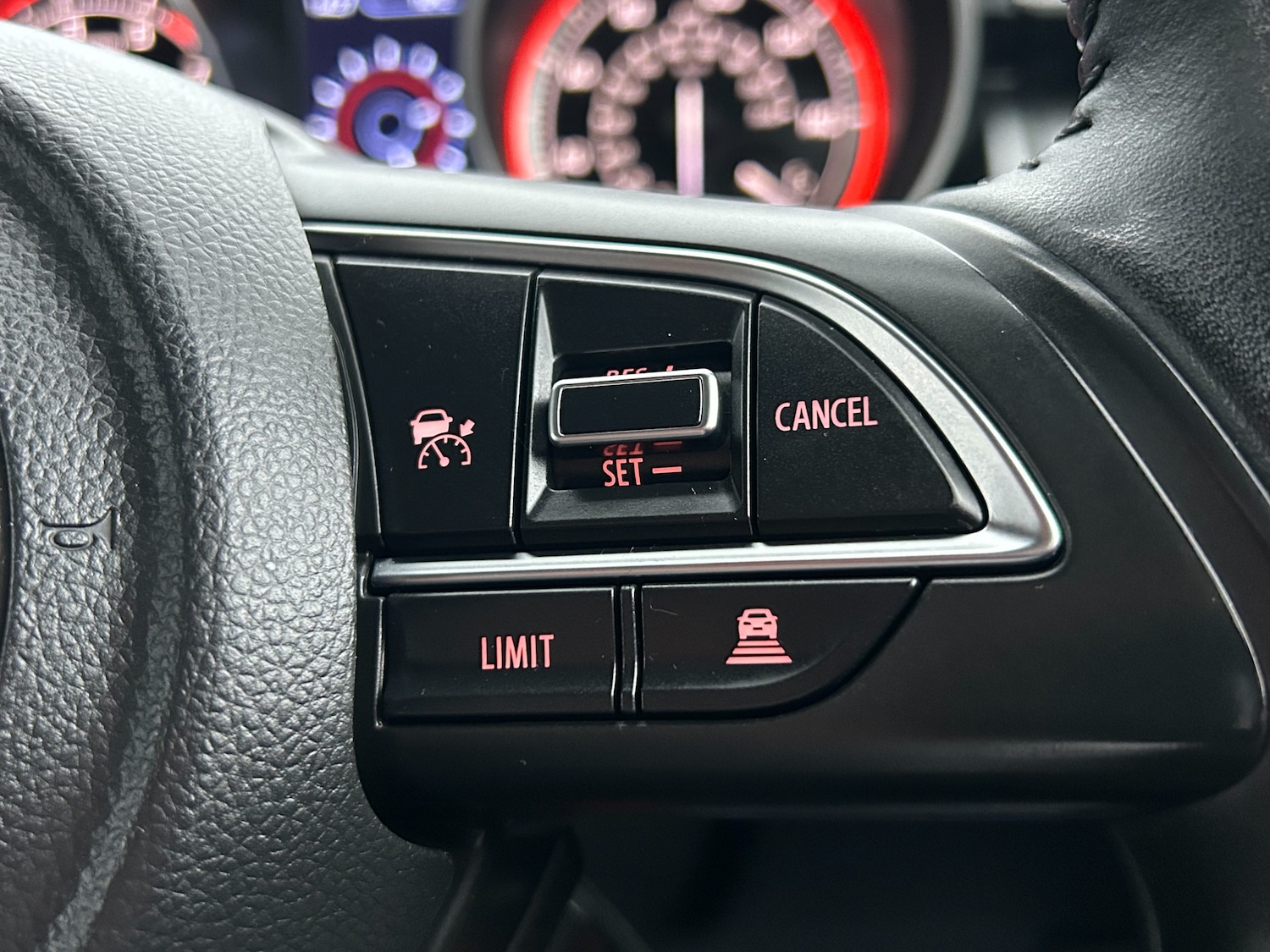 Used Suzuki Swift 2021 for sale - 76949843: Photo 43