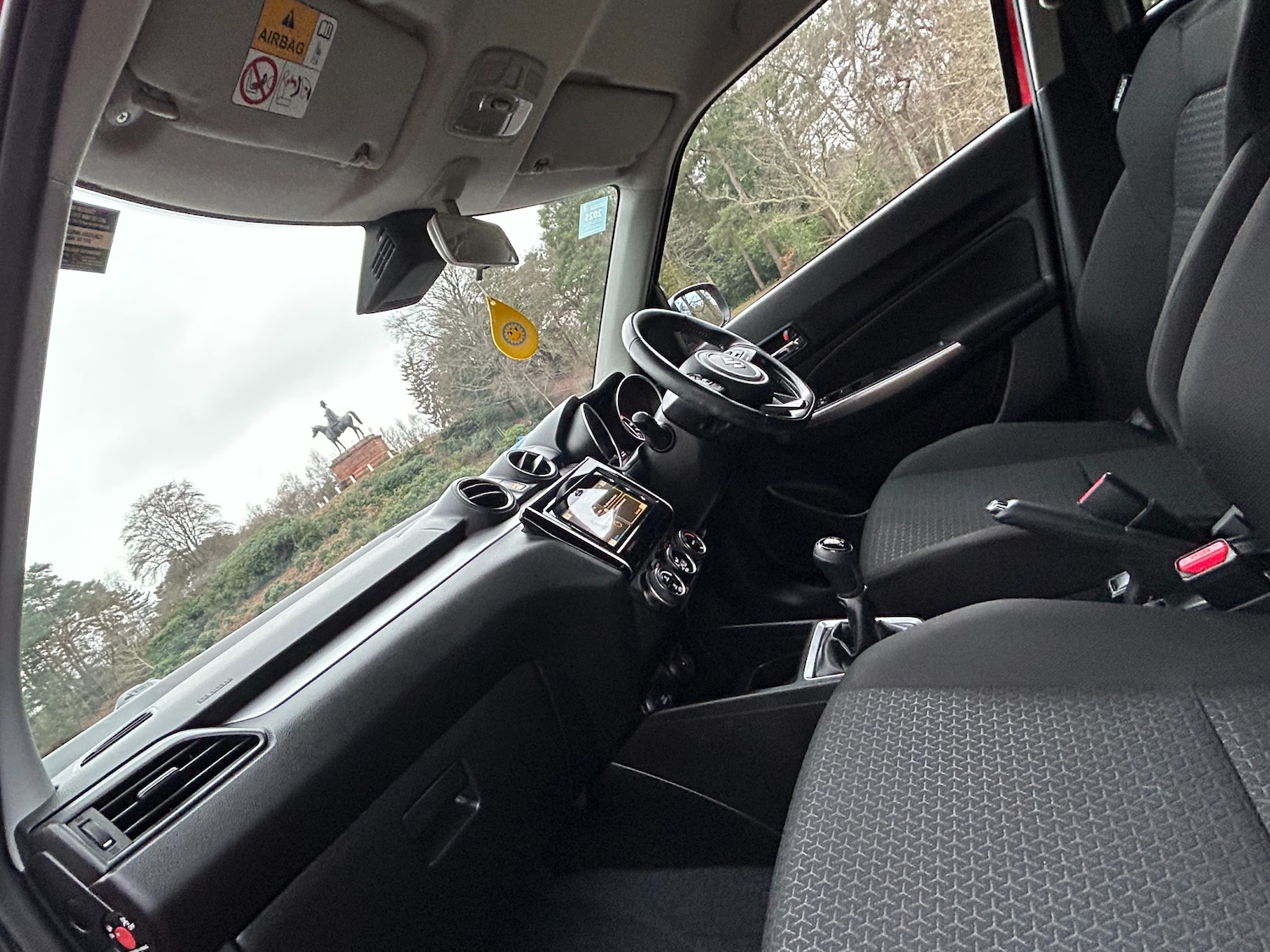 Used Suzuki Swift 2021 for sale - 76949843: Photo 56