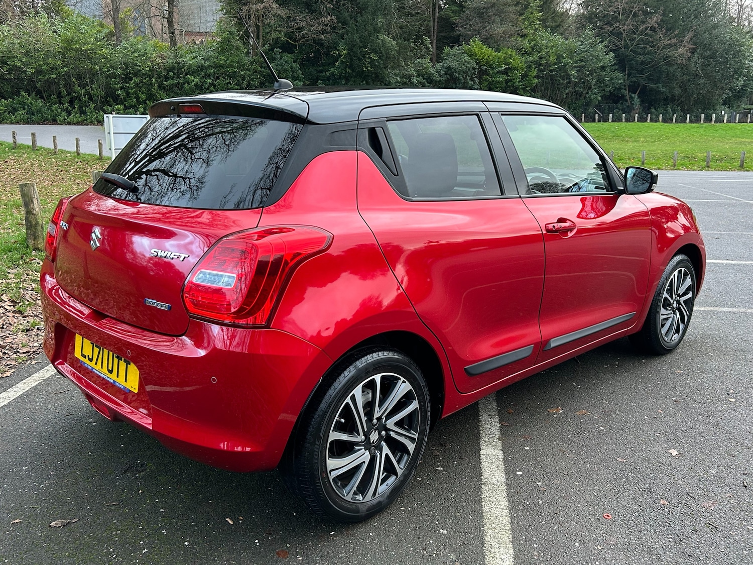 Used Suzuki Swift 2021 for sale - 76949843: Photo 9