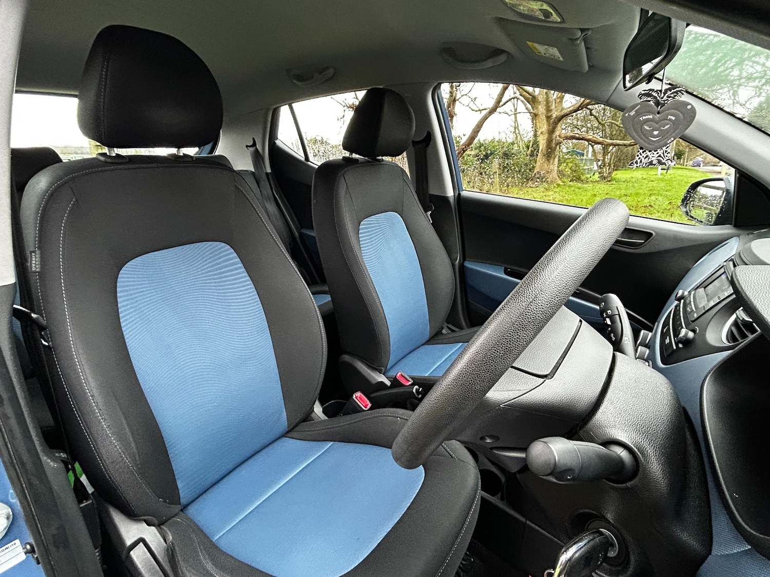 Used Hyundai i10 2016 for sale - 76972937: Photo 30