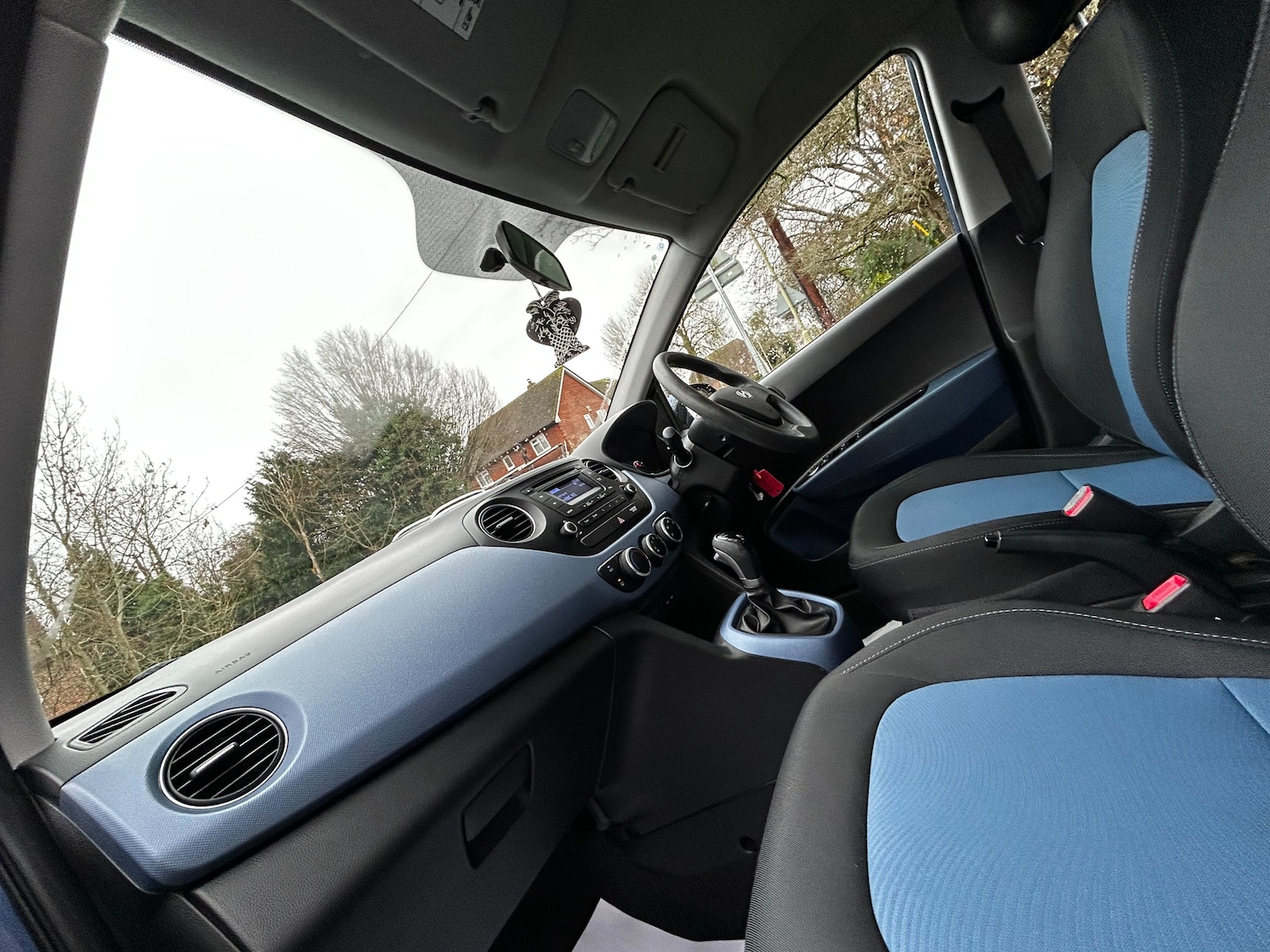 Used Hyundai i10 2016 for sale - 76972937: Photo 46