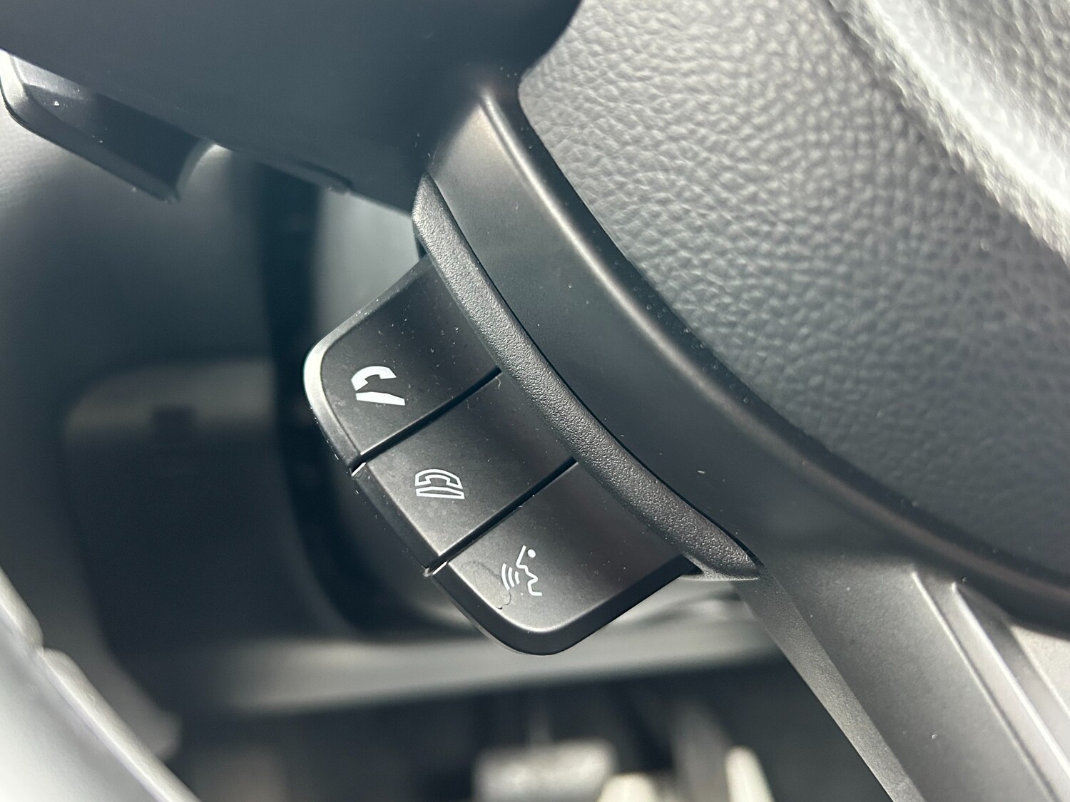 Used Suzuki Swift 2023 for sale - 77590448: Photo 38