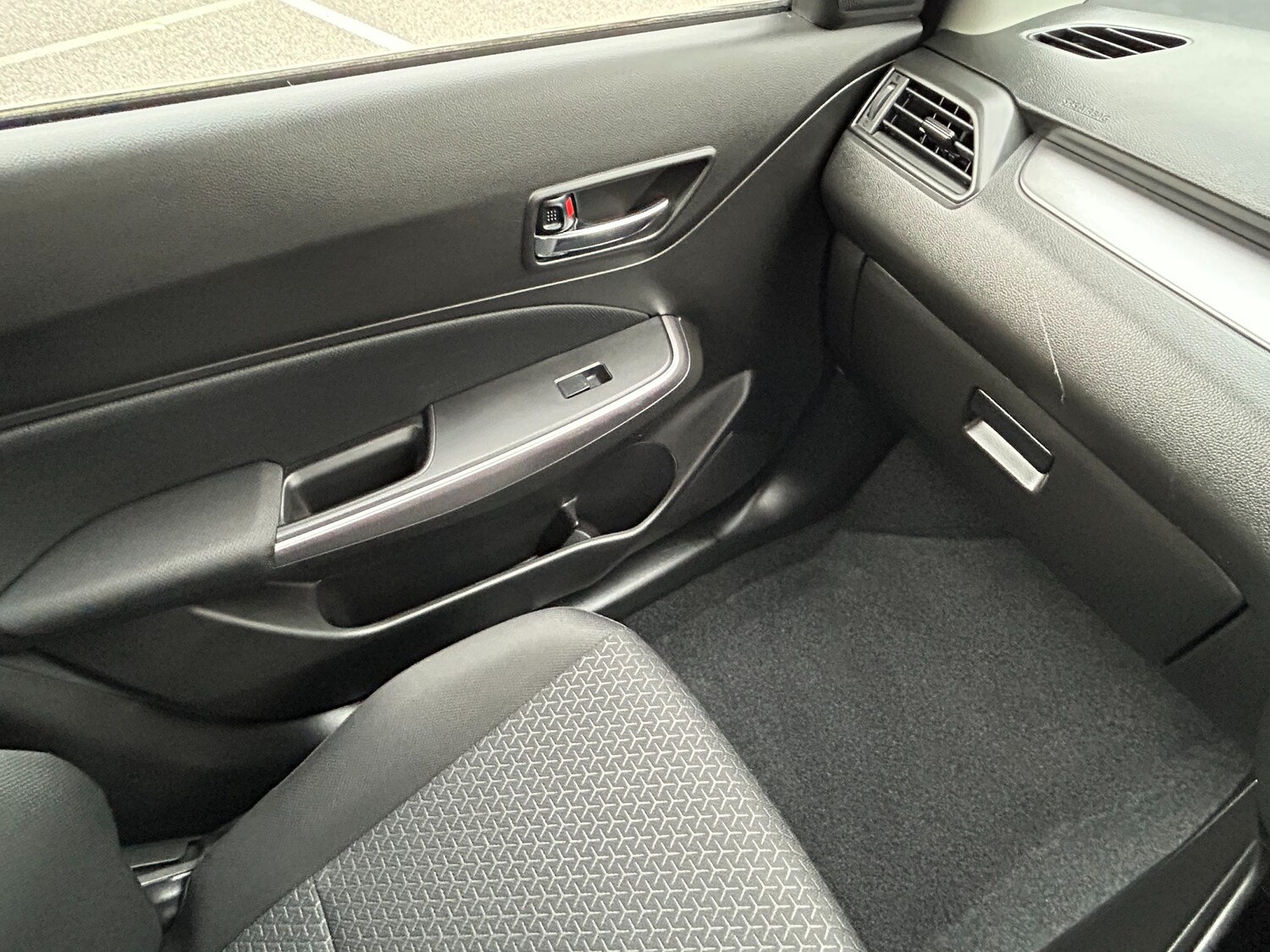 Used Suzuki Swift 2023 for sale - 77590448: Photo 55