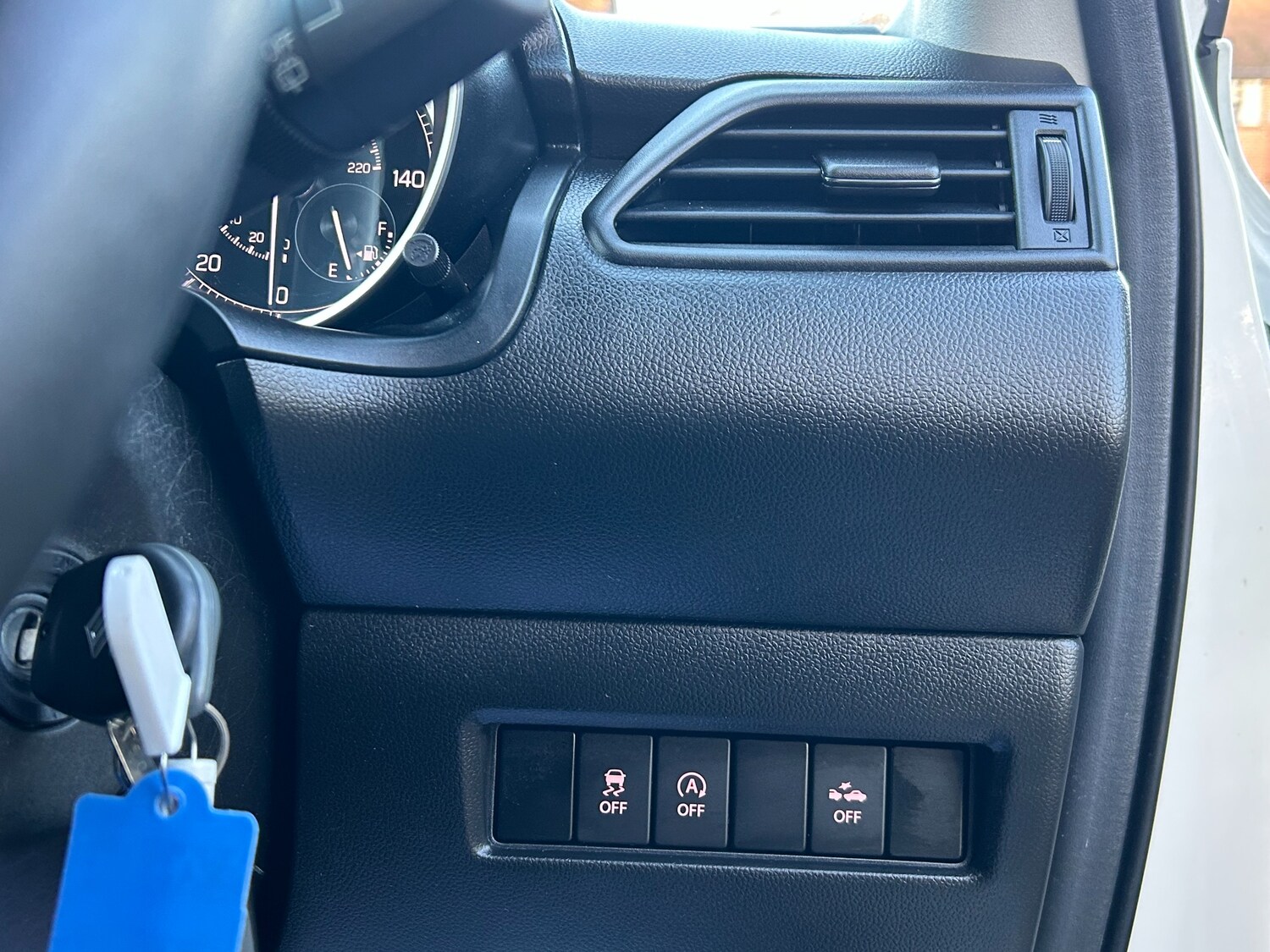 Used Suzuki Swift 2023 for sale - 77484873: Photo 28