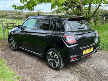 Used Suzuki Swift 2024 for sale - 78311315: Photo