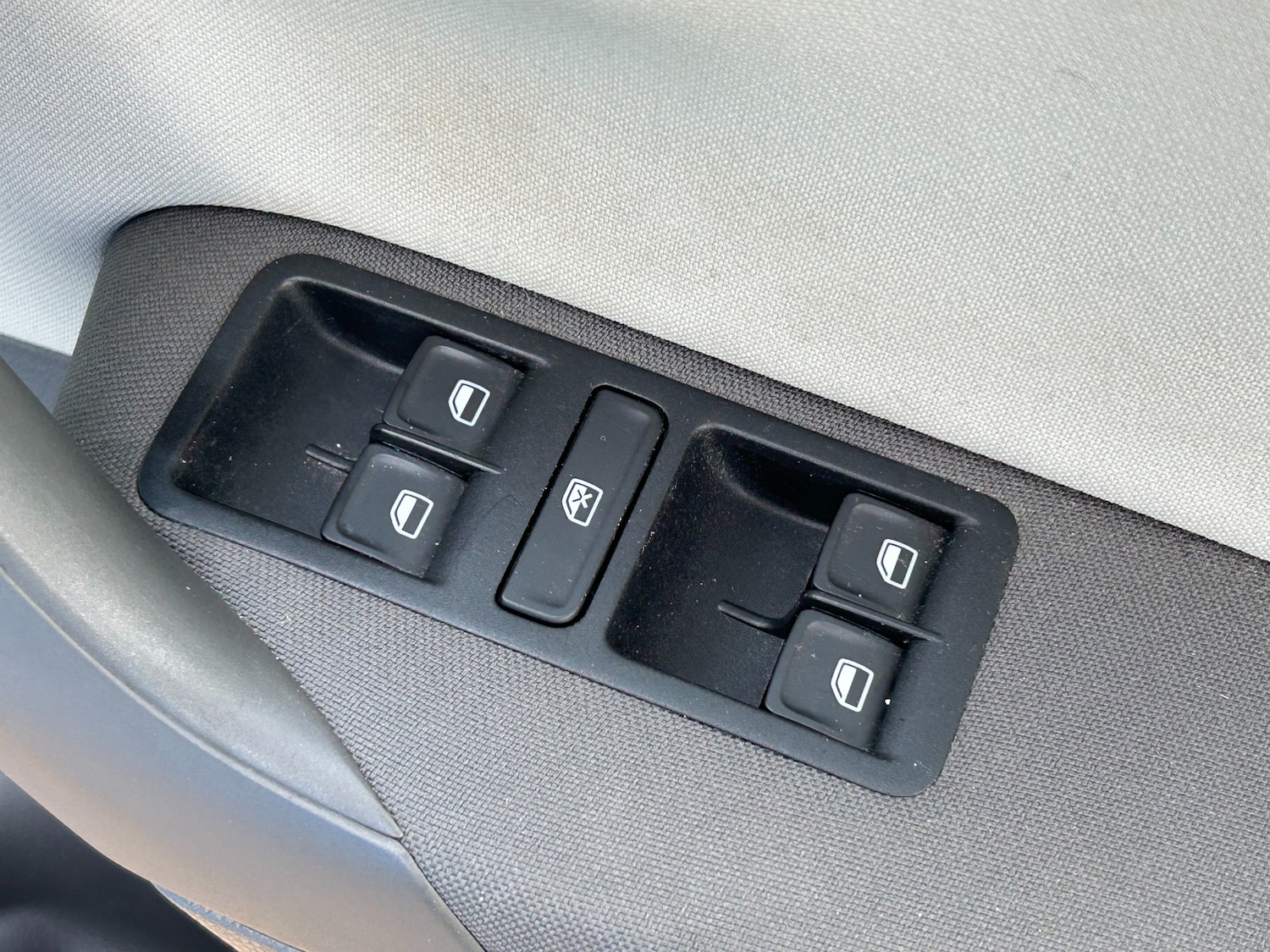 Used Volkswagen Polo 2015 for sale - 77966585: Photo 27