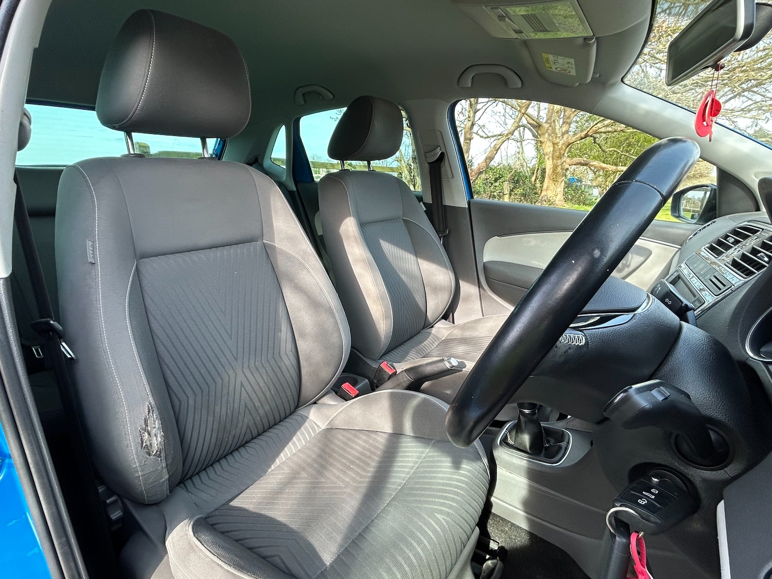 Used Volkswagen Polo 2015 for sale - 77966585: Photo 32