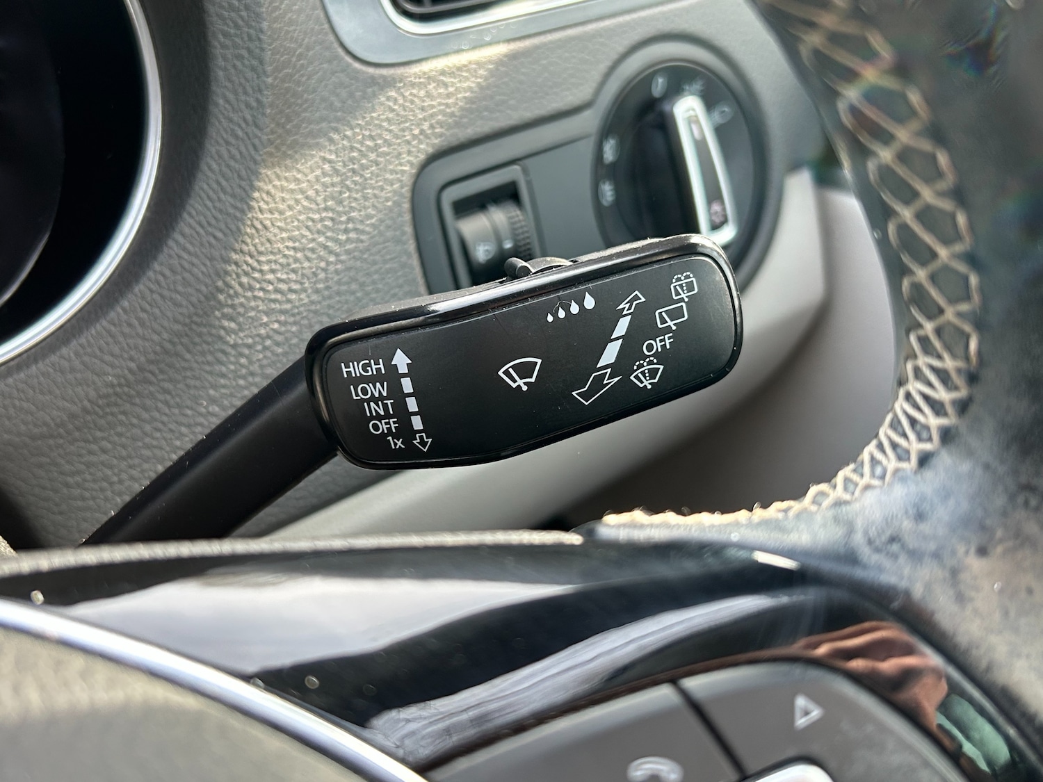 Used Volkswagen Polo 2015 for sale - 77966585: Photo 39