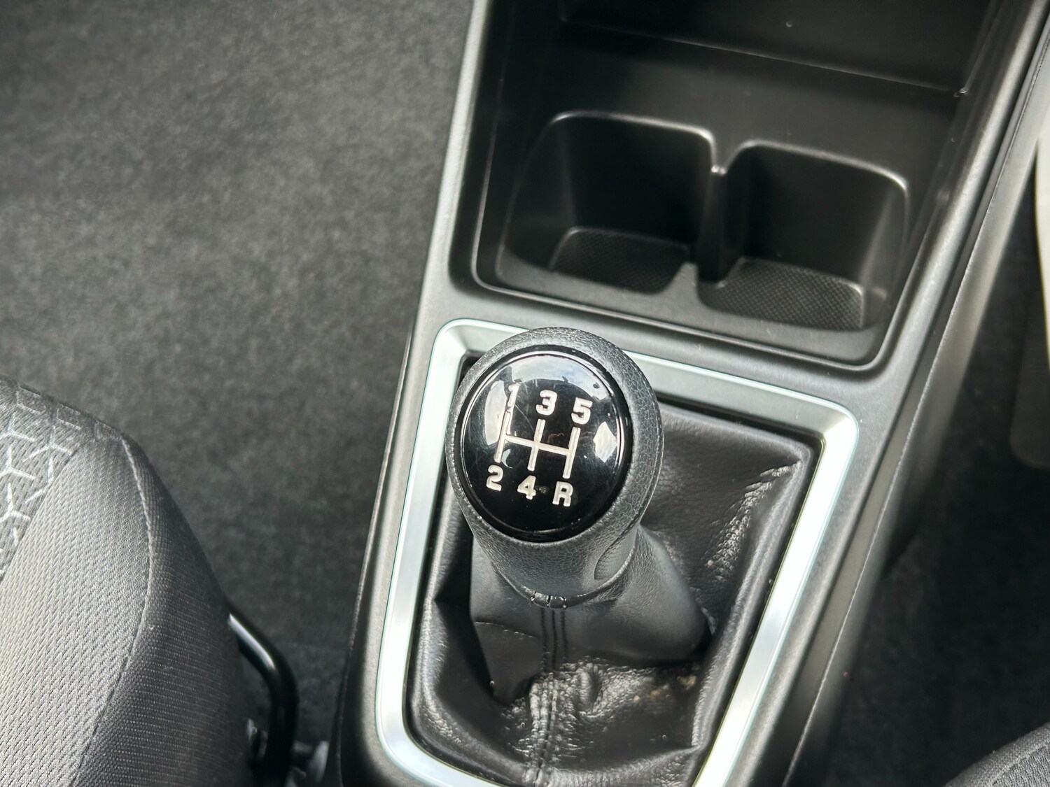 Used Suzuki Swift 2023 for sale - 77484872: Photo 48