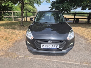 Used Suzuki Swift 2020 for sale - 79558564: Photo