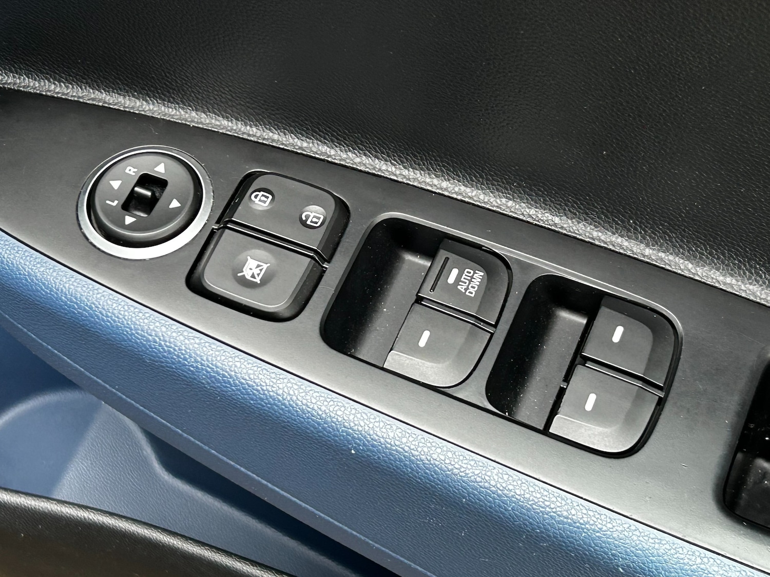 Used Hyundai i10 2016 for sale - 77479987: Photo 27