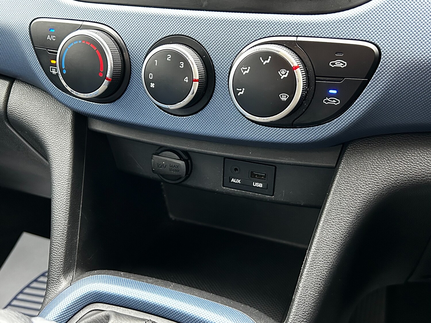 Used Hyundai i10 2016 for sale - 77484877: Photo 41