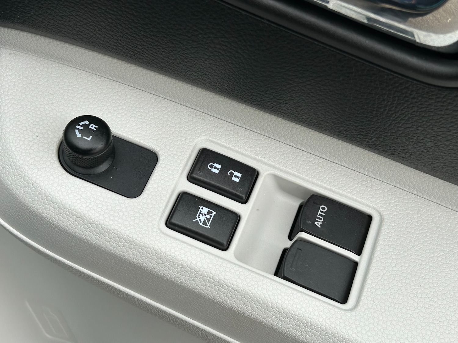 Used Suzuki Ignis 2017 for sale - 77679753: Photo 27