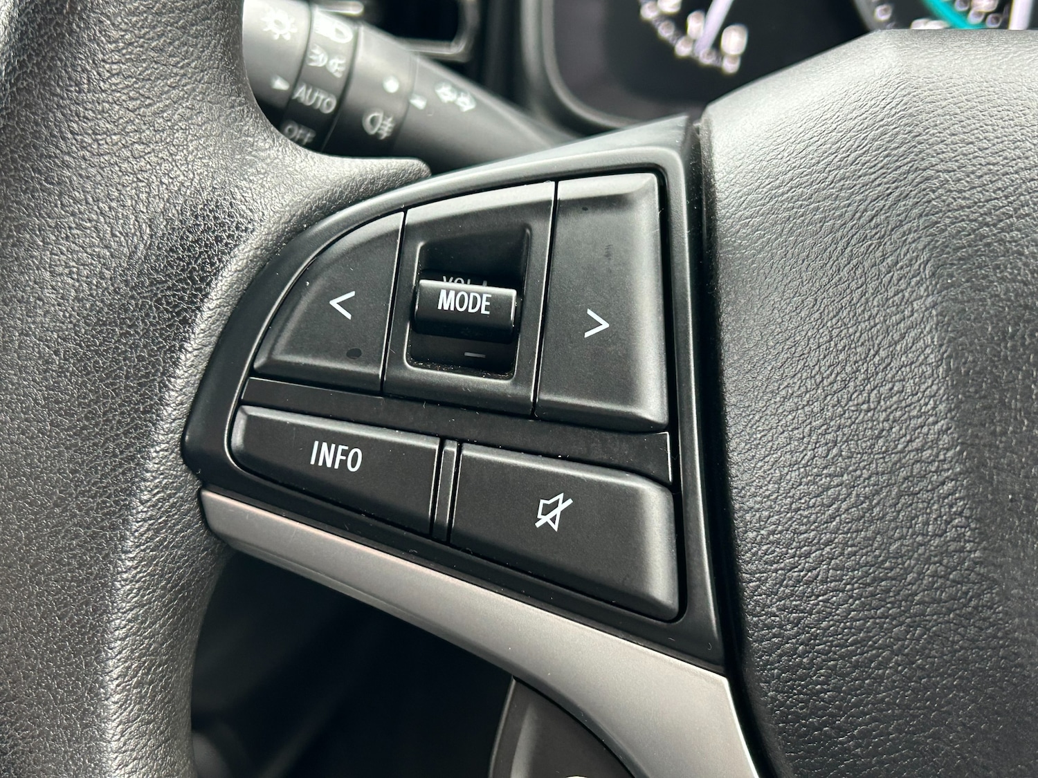 Used Suzuki Ignis 2017 for sale - 77679753: Photo 37