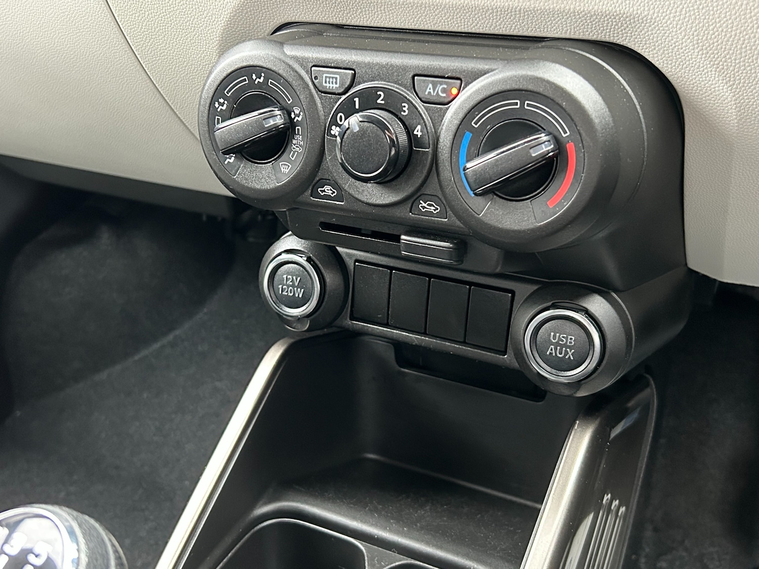 Used Suzuki Ignis 2017 for sale - 77679753: Photo 45