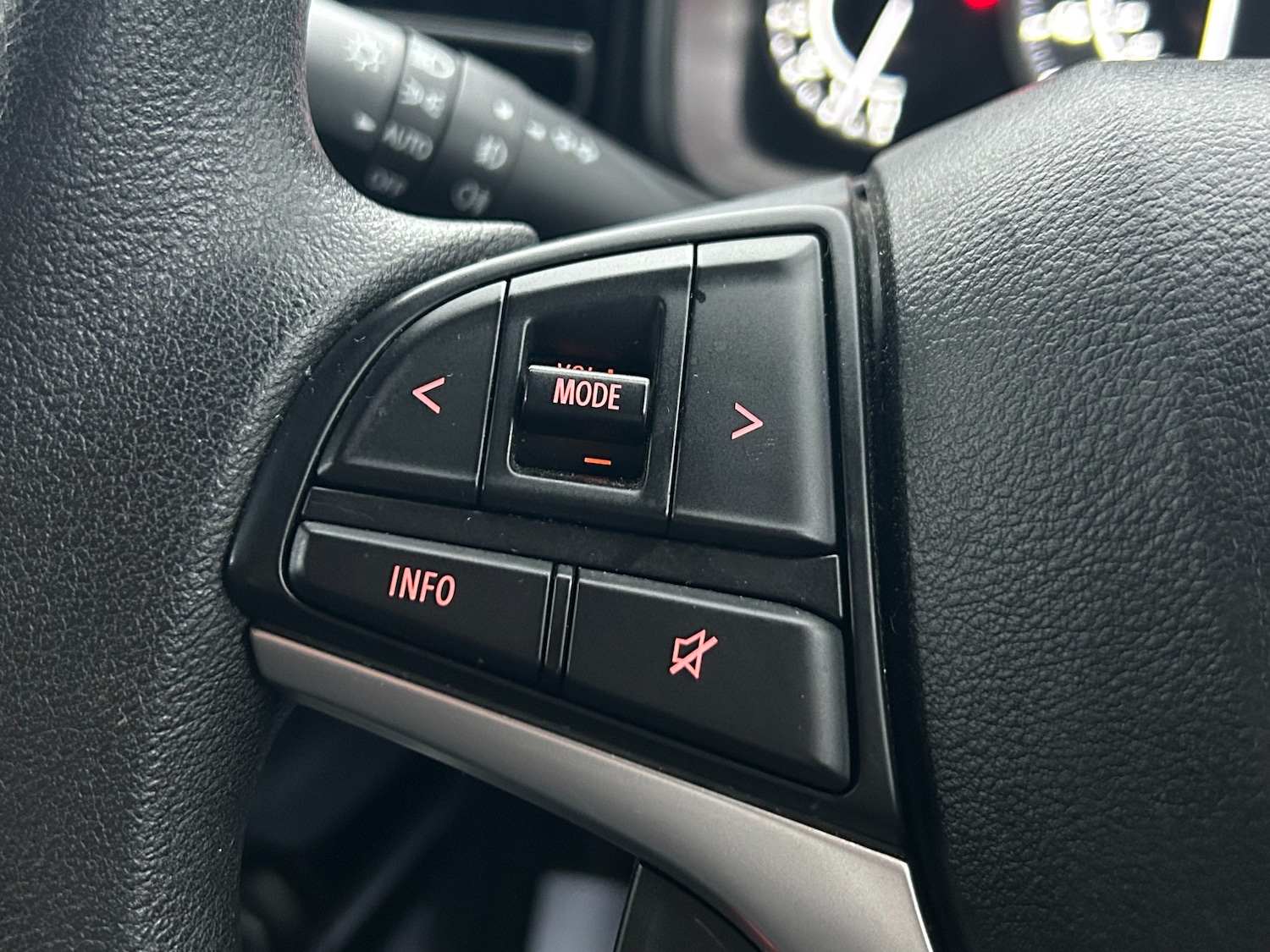 Used Suzuki Ignis 2023 for sale - 77327269: Photo 37