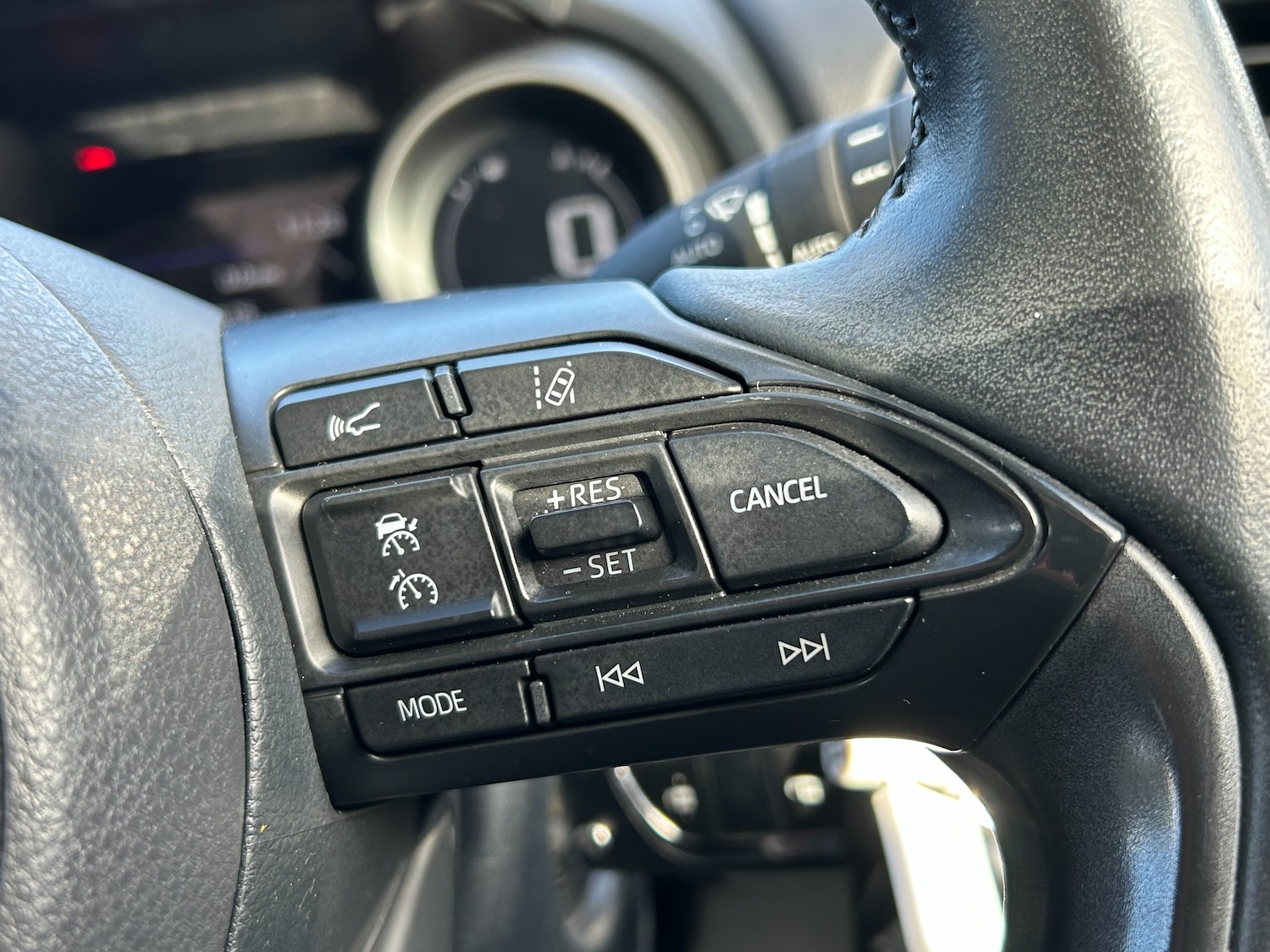 Used Toyota Yaris 2022 for sale - 77459712: Photo 40