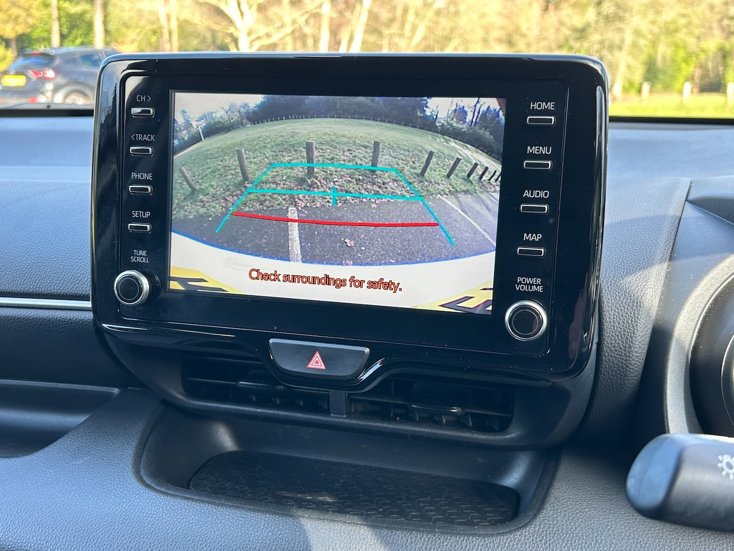 Used Toyota Yaris 2022 for sale - 77459712: Photo 46