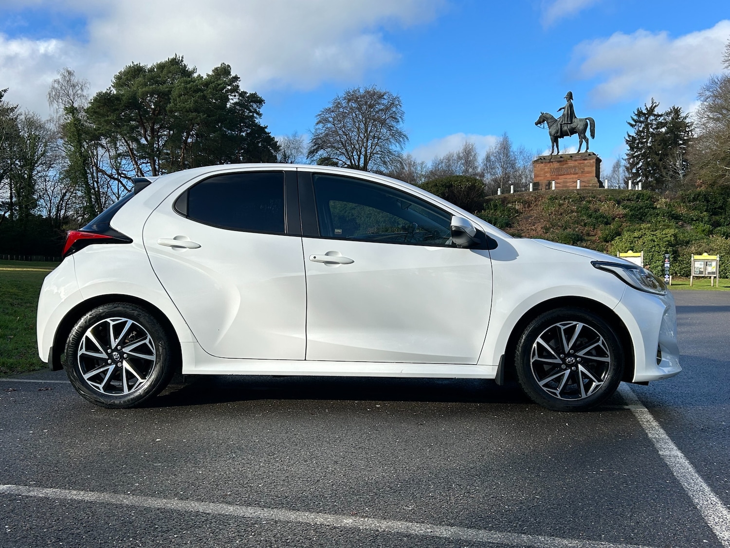 Used Toyota Yaris 2022 for sale - 77459712: Photo 7