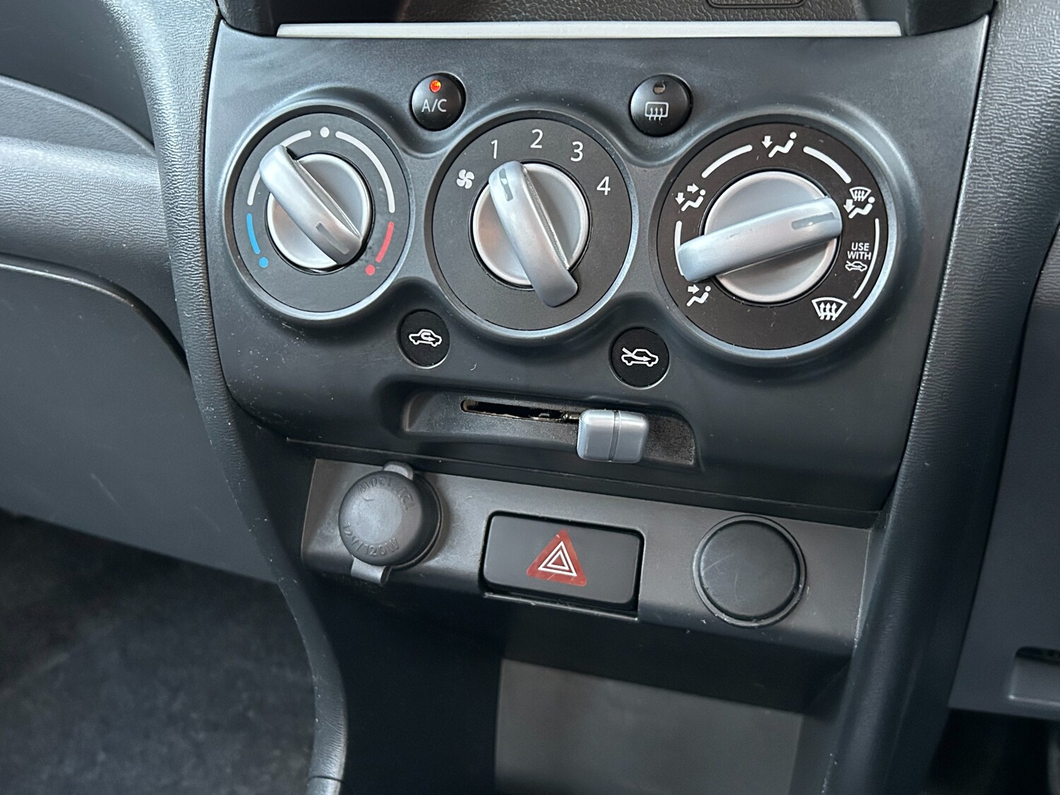 Used Suzuki Alto 2013 for sale - 76896380: Photo 42